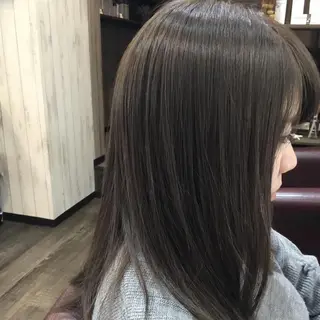 セミロング カラー 金崎 新吾のヘアスタイル