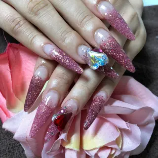 ロング ネイル 《LB》ラブリエ Nail&eyeのマツエク・マツパデザイン