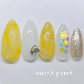 ネイル salon A.glansh所属・肌質改善salon♪ 効果がわかる♪南森町のネイルデザイン