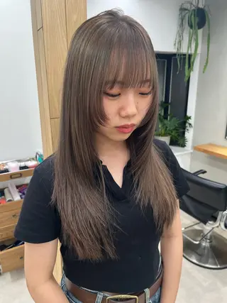 ミディアム カラー ナチュラルなhair / ヨシダトモキのヘアスタイル