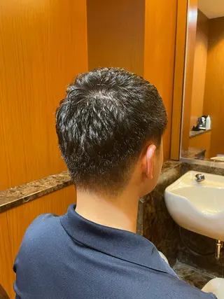 メンズ ヘアモードキクチ銀座店所属・シマサキ シイナのヘアスタイル