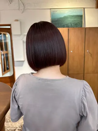 ミディアム aiko【艶カラー ・ミニモ年内で終了】のヘアスタイル