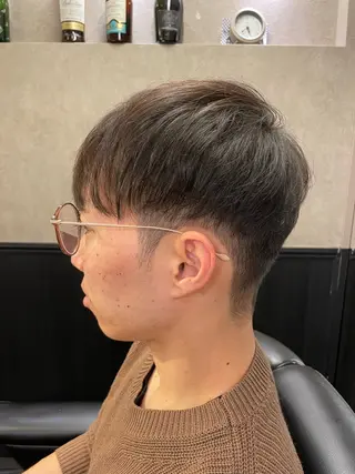 ショート メンズ SAKI SAKIのヘアスタイル