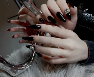 crystal ___nail所属・Au Thuc trinhのネイルデザイン