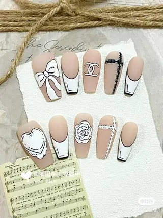 ネイル Eveネイル チップスカルプ専門店のネイルデザイン