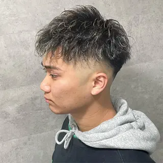 パーマ メンズ Le'a所属・渋谷/フェード/ 國分 翔のヘアスタイル