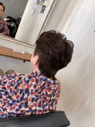 ショート カラー marou 新柏のヘアスタイル