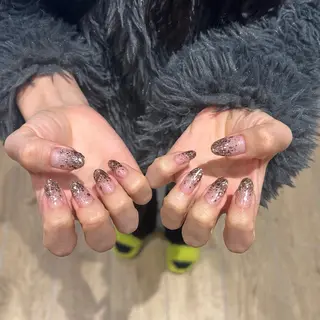 ネイル A. Hashimotoのネイルデザイン