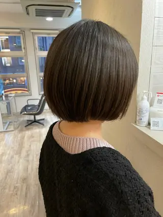ミディアム 中村 玲のヘアスタイル
