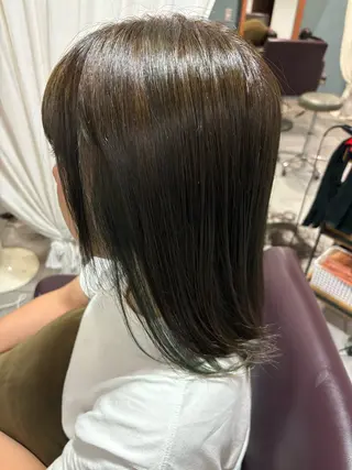 ミディアム 山本 遥海のヘアスタイル
