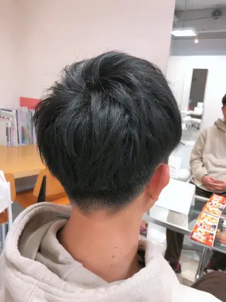 メンズ 阿部 美咲のヘアスタイル