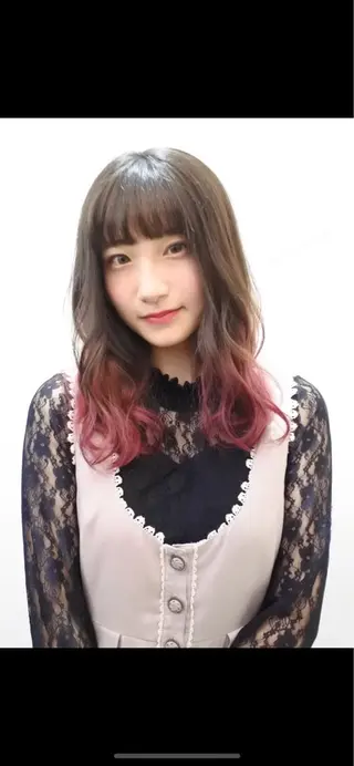 セミロング 三好 美里のヘアスタイル