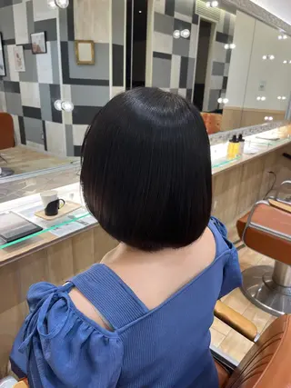 ミディアム 新宿 neolive アイカ🎀のヘアスタイル