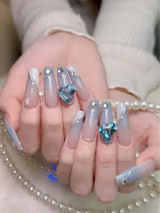ネイル lucky nail 歌舞伎町のネイルデザイン
