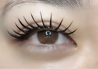 マツエク・マツパ bell couleur所属・ベルクルール MIYUのマツエク・マツパデザイン