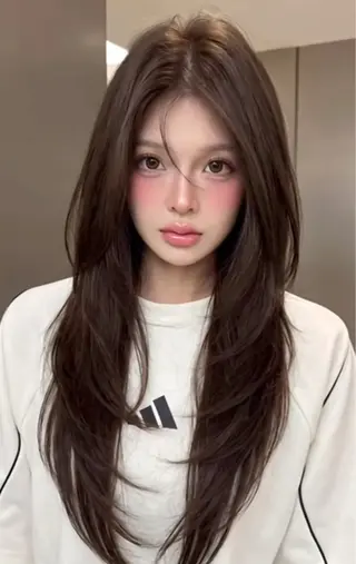 ロング カラー ARMONY表参道店所属・韓国風レイヤーカラー ライムのヘアスタイル