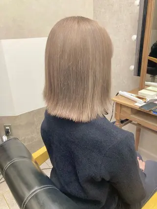 ミディアム カラー たつや/ハイトーン/ バレイヤージュ/寒色のヘアスタイル