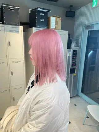 ミディアム ブリーチ✖️ 縮毛LANDのヘアスタイル
