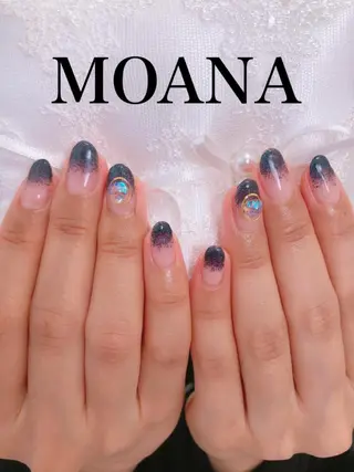 ミディアム 石谷 詩織のネイルデザイン