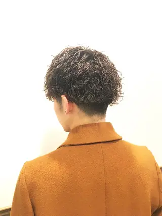 ミディアム ゼロスバーバーショップ所属・予約1000件超 ✨メンズパーマのヘアスタイル