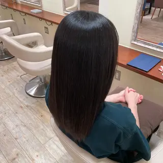 ロング 芝山 柚衣のヘアスタイル