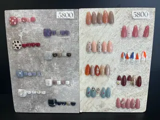 ネイル cachette staff🌟のネイルデザイン