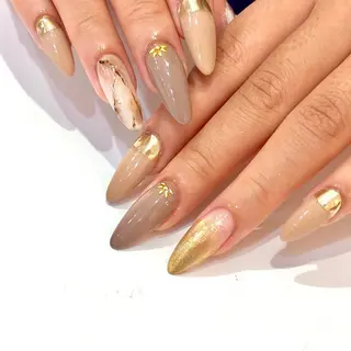 ネイル Gemini. 【ジェミニ】のネイルデザイン