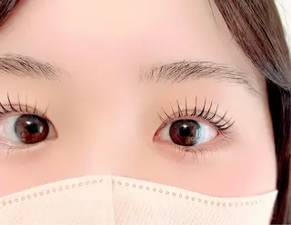 マツエク・マツパ GLOW LASH所属・根本 鈴子のマツエク・マツパデザイン