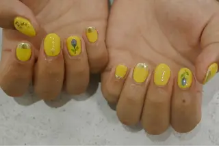 ネイル revia所属・ERI Nailistのネイルデザイン