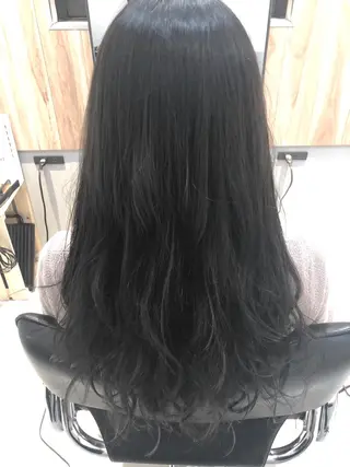 ロング カラー OFF YUYAのヘアスタイル