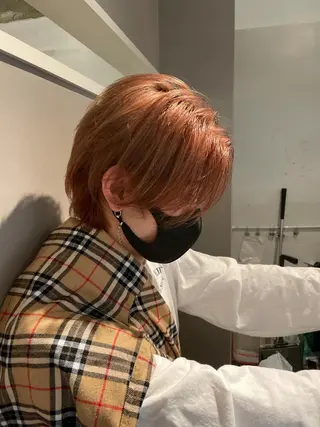 ショート カラー akane .のヘアスタイル