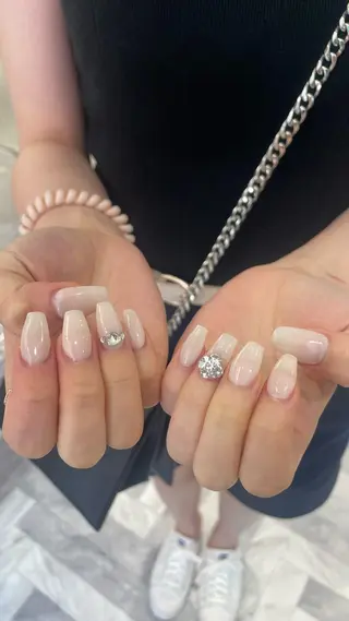 ネイル クルミ/ 💕ワンホンネイルのネイルデザイン