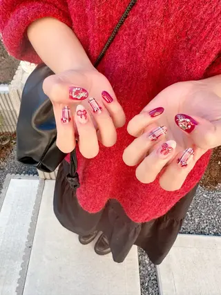 ネイル 高島 夏海のネイルデザイン