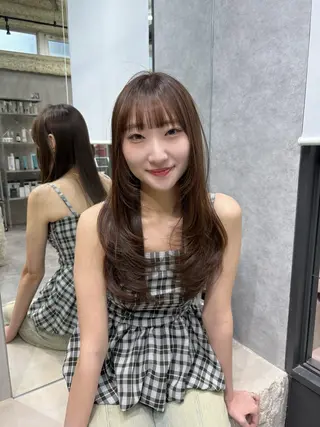 ロング カラー ナツミ/透明感カラー /酸性ストレートのヘアスタイル