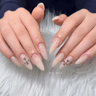 ネイル HIN NAILのネイルデザイン