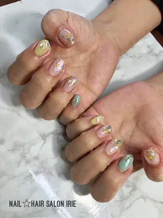 ネイル Hair salon Irie所属・與儀 知佳のネイルデザイン