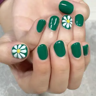 ネイル 東 千夏のネイルデザイン