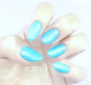 ネイル e.nail所属・和賀井 恵理のネイルデザイン