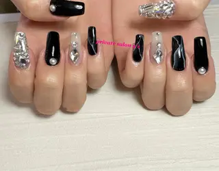 ネイル y' sのネイルデザイン