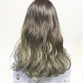 ロング カラー ヘアアレンジ stream1st所属・ツヤカラー 🕊️sayakaのヘアスタイル
