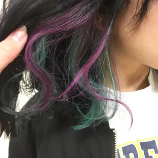 ミディアム カラー cyan SANAMIのヘアスタイル