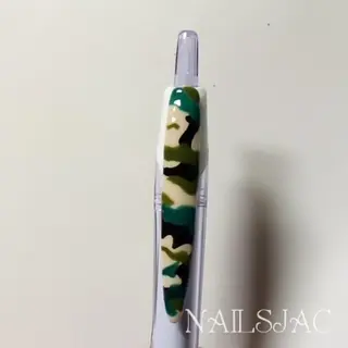 島屋 千奈美のネイルデザイン