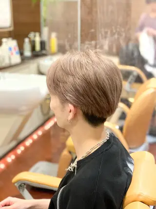 ショート カラー メンズ sky亀戸所属・✨ホワイトカラー✨ ホワイトブリーチ✨のヘアスタイル