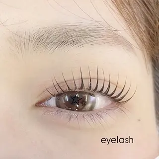 マツエク・マツパ eyebrow & eyelash ISLAND　鎌倉所属・花南🐈‍⬛ Island鎌倉🐾のマツエク・マツパデザイン