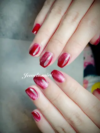 ネイル Jewels nail lily 白楽所属・ネイルサロン Jewels Mのネイルデザイン