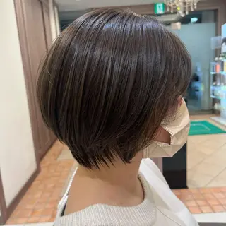 ショート カラー ナチュラル暖色カラー 🤎 佐藤栞のヘアスタイル