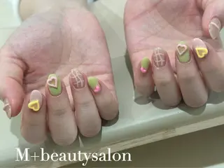 ネイル M+  Beauty Salonのネイルデザイン