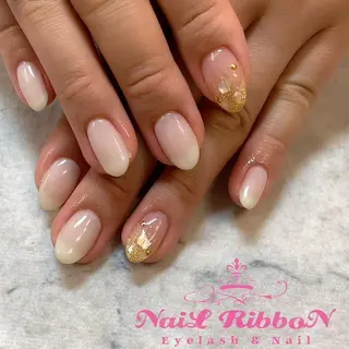 ネイル ネイルリボン 受付スタッフのネイルデザイン