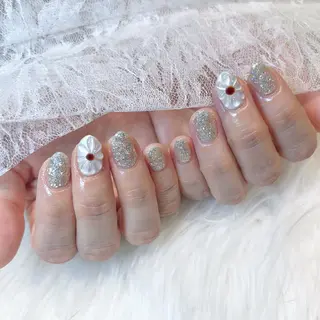 ネイル はあとねいる天王町店所属・HARUKA 🐼のネイルデザイン