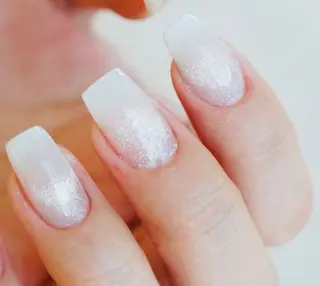 ネイル 𝐴𝑁𝑈𝐸 トラブル爪育成専門のネイルデザイン